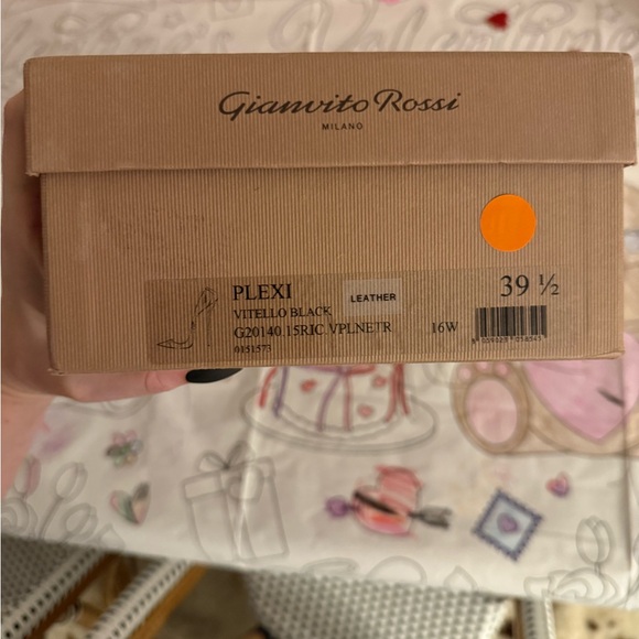 Gianvito Rossi Plexi pump 39.5 NIB
